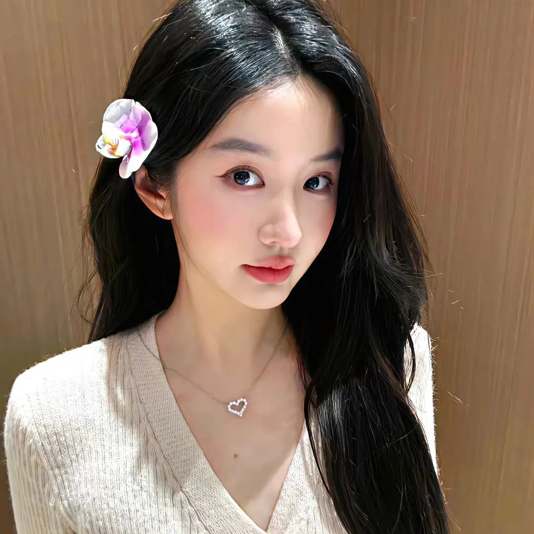 怪笑少女